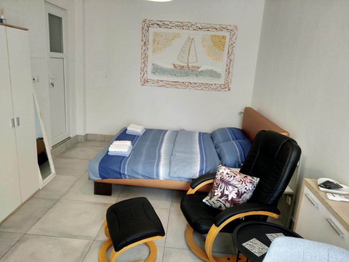 Gregovica Apartment *