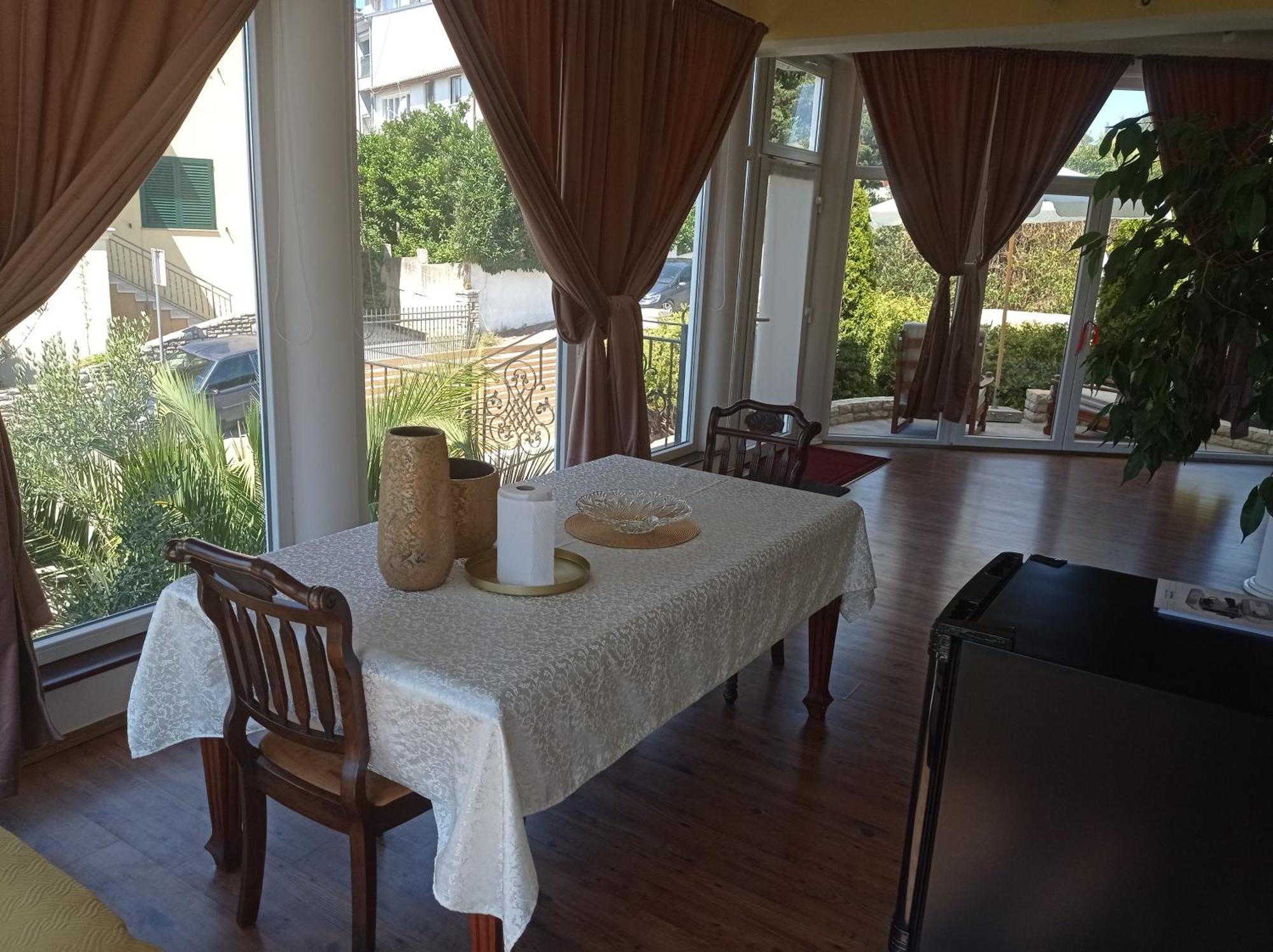 Gregovica Apartment Pula